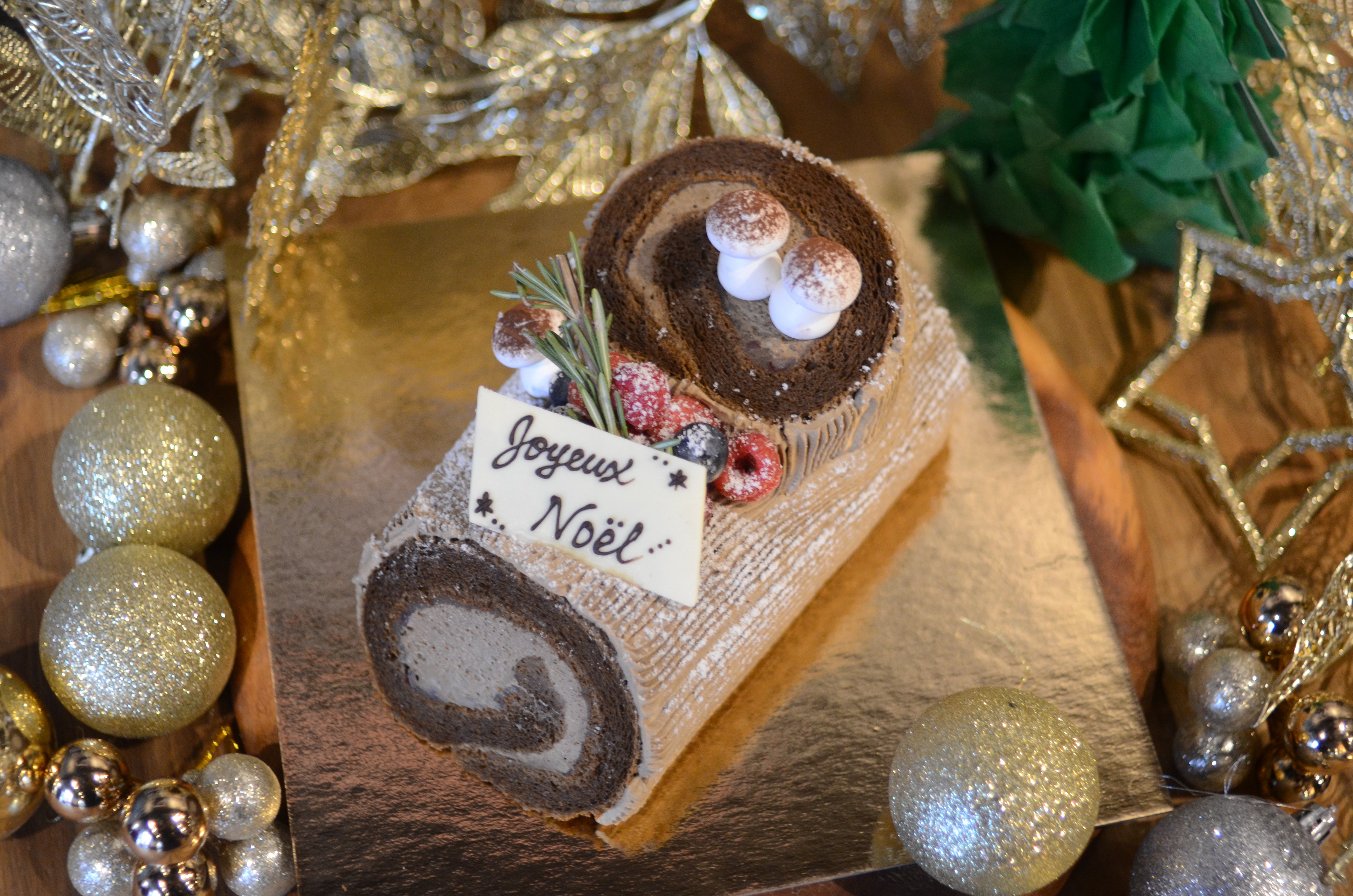 Bûche de Noël au Hojicha